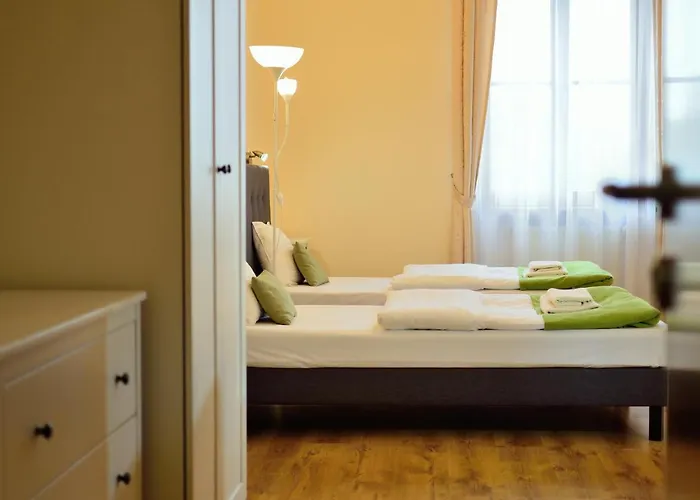 Panzió Wenderedu Business Center 3*