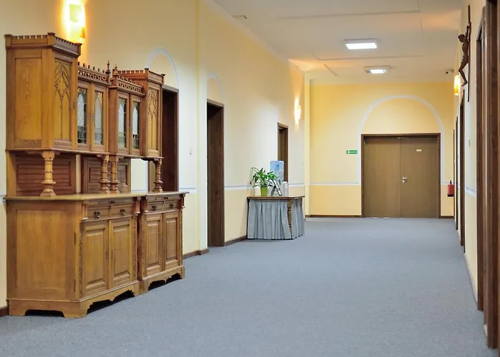 Panzió Wenderedu Business Center