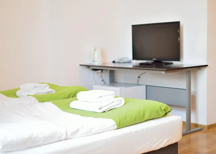 Wenderedu Business Center Panzió 3*