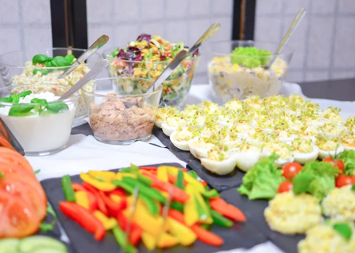 Wenderedu Business Center Panzió 3*