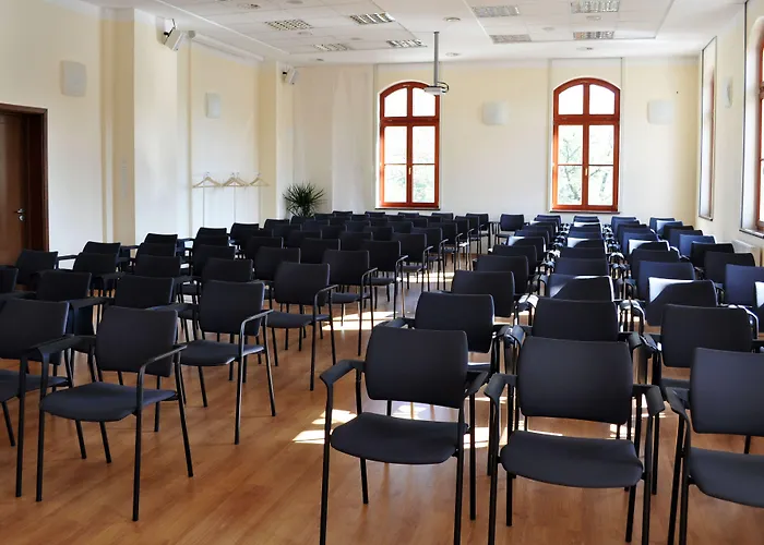 Panzió Wenderedu Business Center 3*