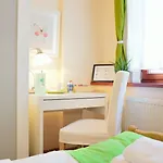 فندق مبيت وإفطار Wenderedu Business Center 3*