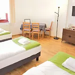 فندق مبيت وإفطار Wenderedu Business Center 3*