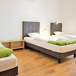 فندق مبيت وإفطار Wenderedu Business Center