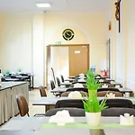 Wenderedu Business Center