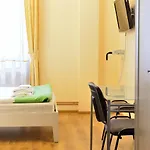Bed & Breakfast Wenderedu Business Center Vratislav
