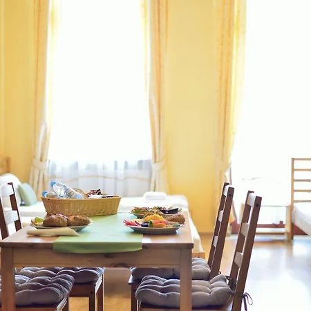 Wenderedu Business Center Bed & Breakfast Wrocław