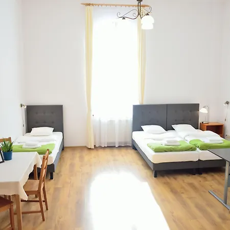 Wenderedu Business Center Bed & Breakfast Wrocław