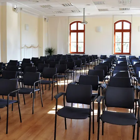 فندق مبيت وإفطار Wenderedu Business Center 3*