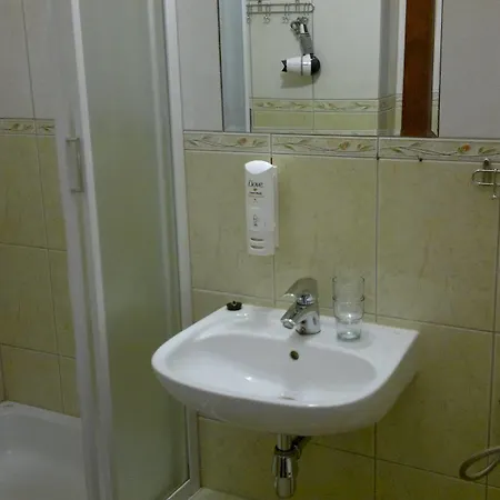 Wenderedu Business Center Nocleg ze śniadaniem Wrocław