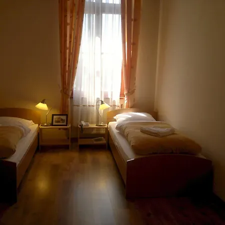 Wenderedu Business Center 3*