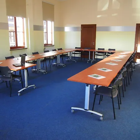 Wenderedu Business Center Panzió Wrocław