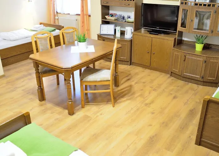 ベッド・アンド・ブレックファスト Wenderedu Business Center ヴロツワフ