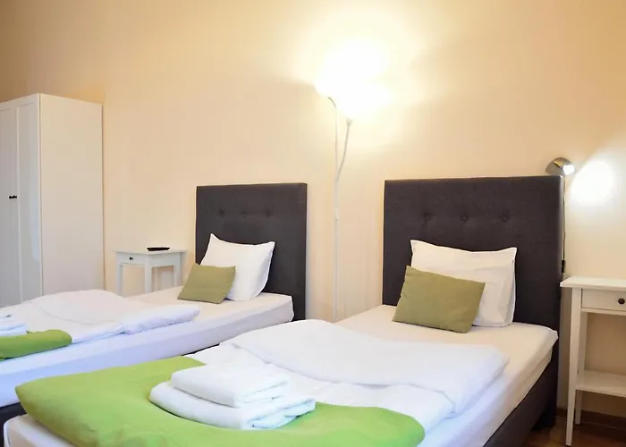 ベッド・アンド・ブレックファスト Wenderedu Business Center 3*