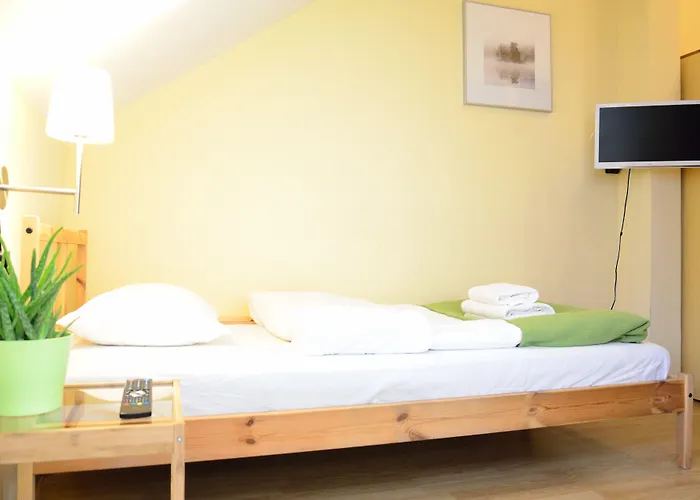 Wenderedu Business Center ベッド・アンド・ブレックファスト 3*