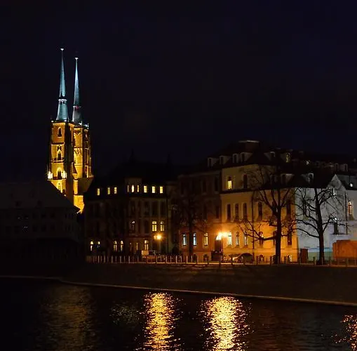 ベッド・アンド・ブレックファスト Wenderedu Business Center